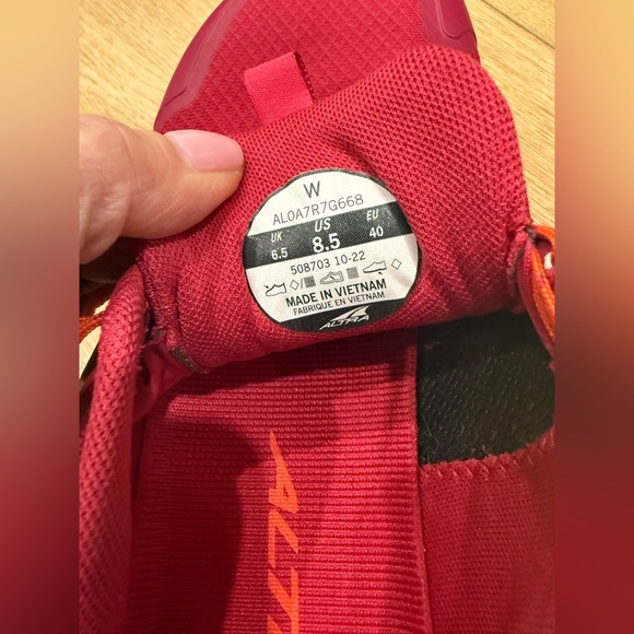 Altra Lone Peak Women’s 8.5 Trail Running Shoes Pink Orange EUC - Picture 10 of 10